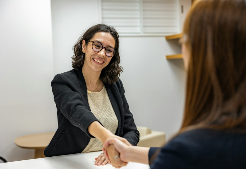 iHire Survey Finds Younger Job Seekers Lean on AI, But Fear It More than Boomers & Gen Xers
